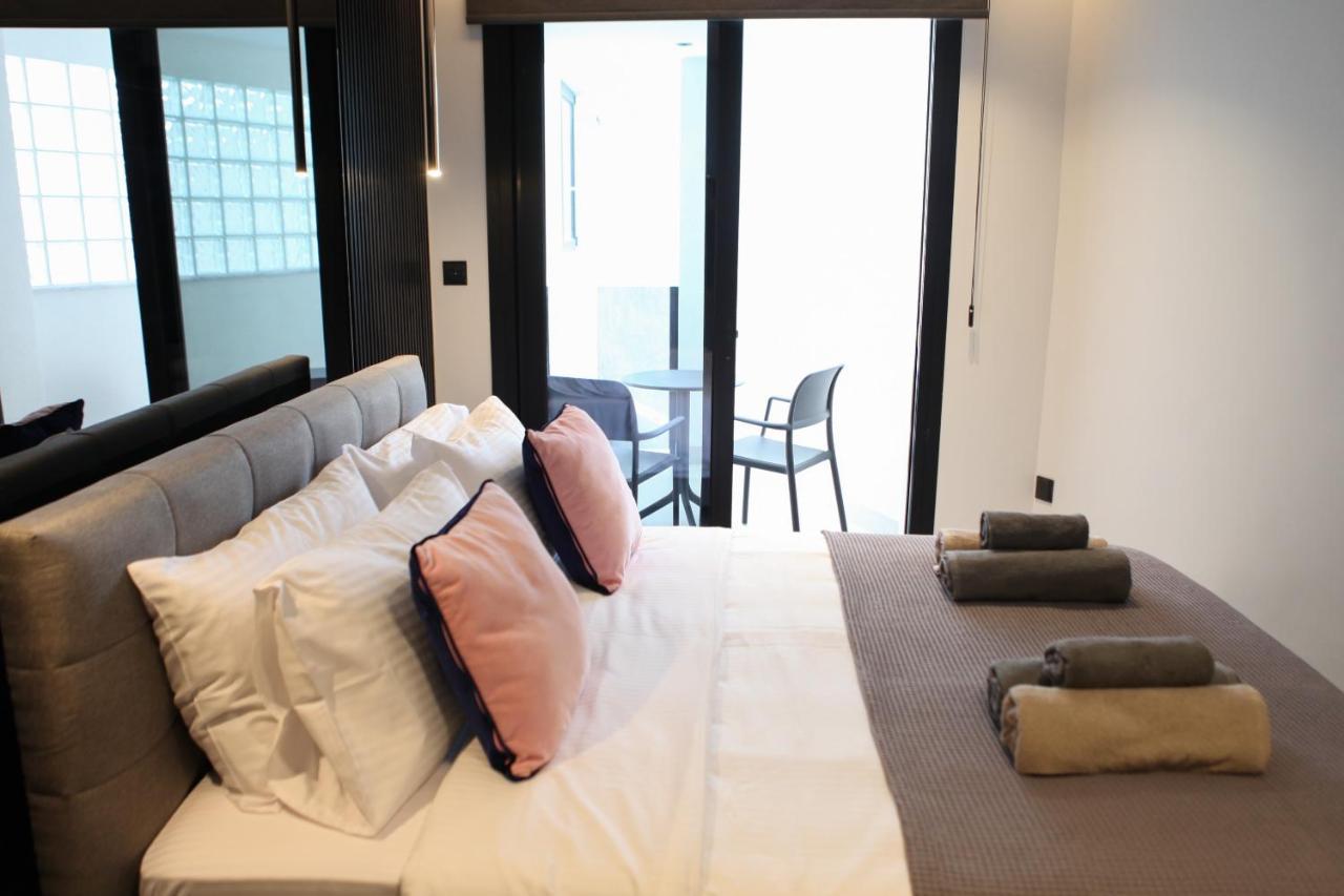 Raam Luxury Suites Larnaca Exterior photo