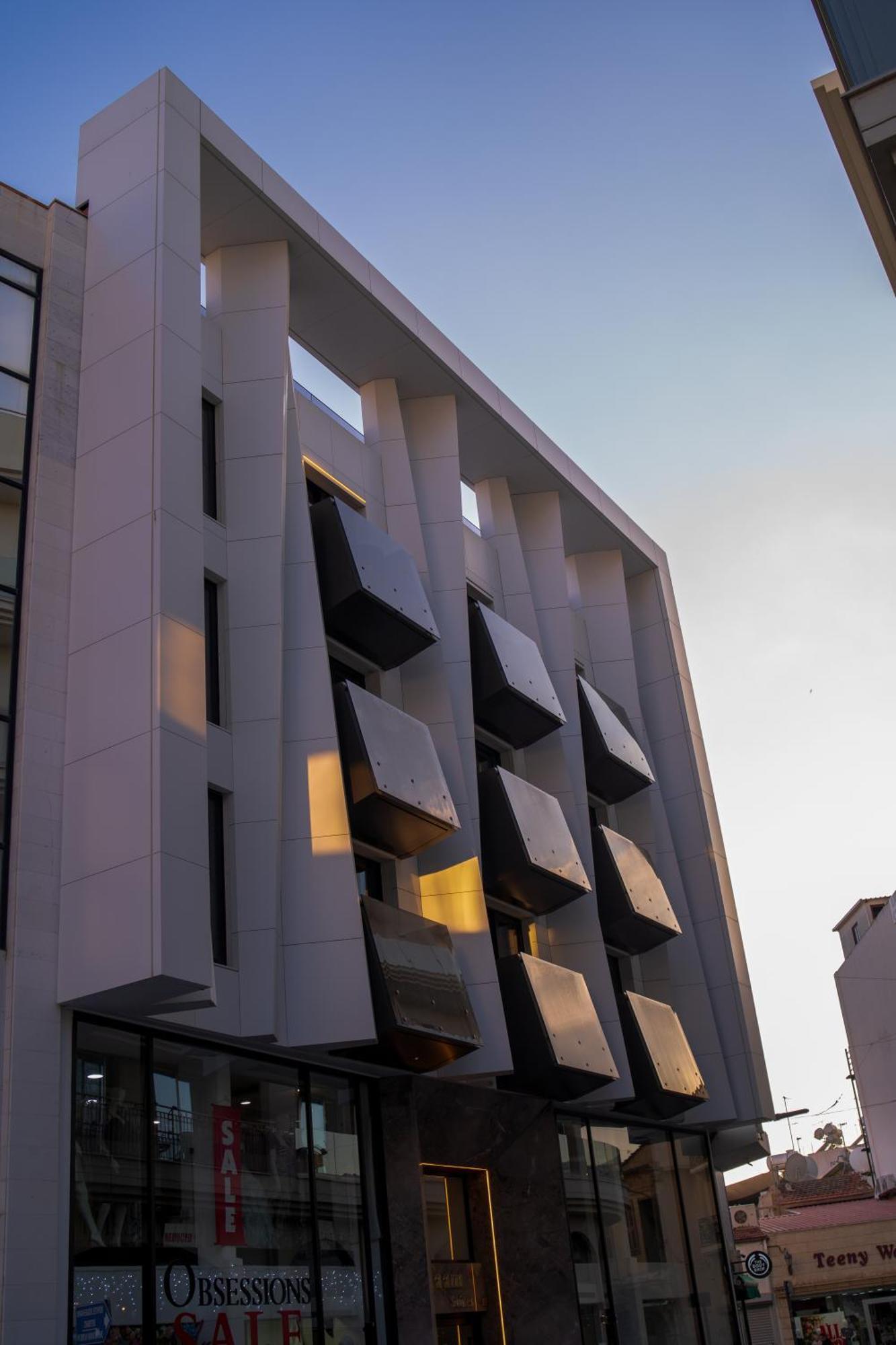 Raam Luxury Suites Larnaca Exterior photo